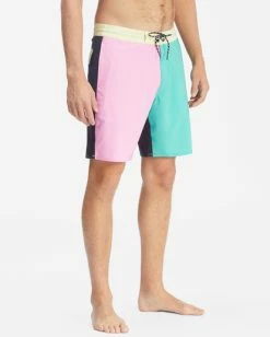 Hot Sale 🎉 Billabong The Simpsons Krusty Lo Tide Boardshorts 19" BLACK 😀 -mens-boardshorts shop abybs00299 billabongw blk sd2 1