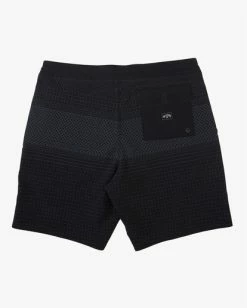 New ⌛ Billabong Tribong Lo Tide Boardshorts 19" BLACK 🌟 -mens-boardshorts shop abybs00337 billabongf blk bck1 1