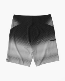Brand new ⭐ Billabong Fluid Pro Performance 20" Boardshorts NEON BLUE ✨ -mens-boardshorts shop abybs00422 billabongf blk bck1 1