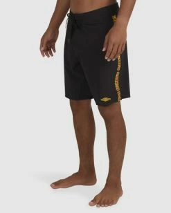 Discount ✔️ Billabong Skegss Dbah Pro Boardshorts BLACK ✔️ -mens-boardshorts shop ubybs00148 billabongw blk sd1 1